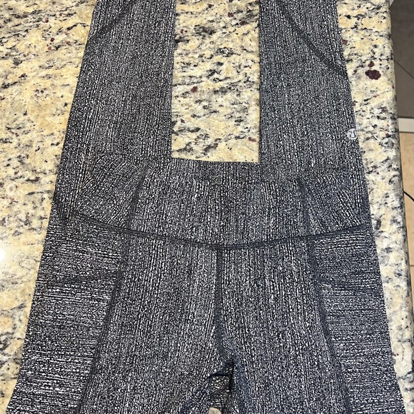 ✨LULULEMON TIGHT STUFF LEGGINGS ✨ - Picture 5 of 13